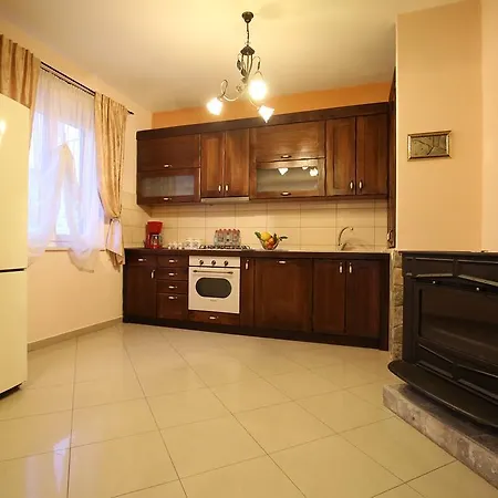 Apartment Roberto *
